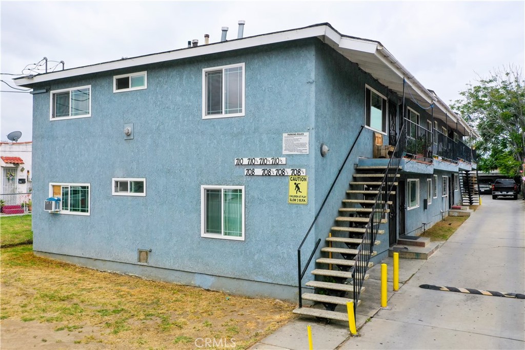 708 Burger Avenue Property Photo 4