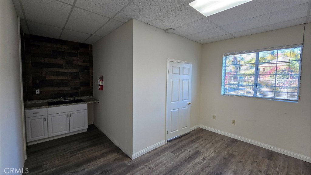 5827 York Boulevard A Property Photo 13