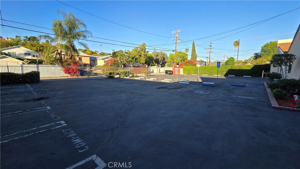 5827 York Boulevard A Property Photo 23
