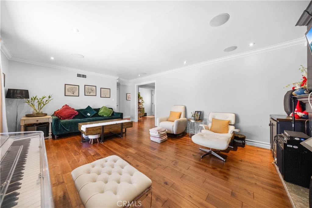 125 W Ronwood Street Property Photo 4
