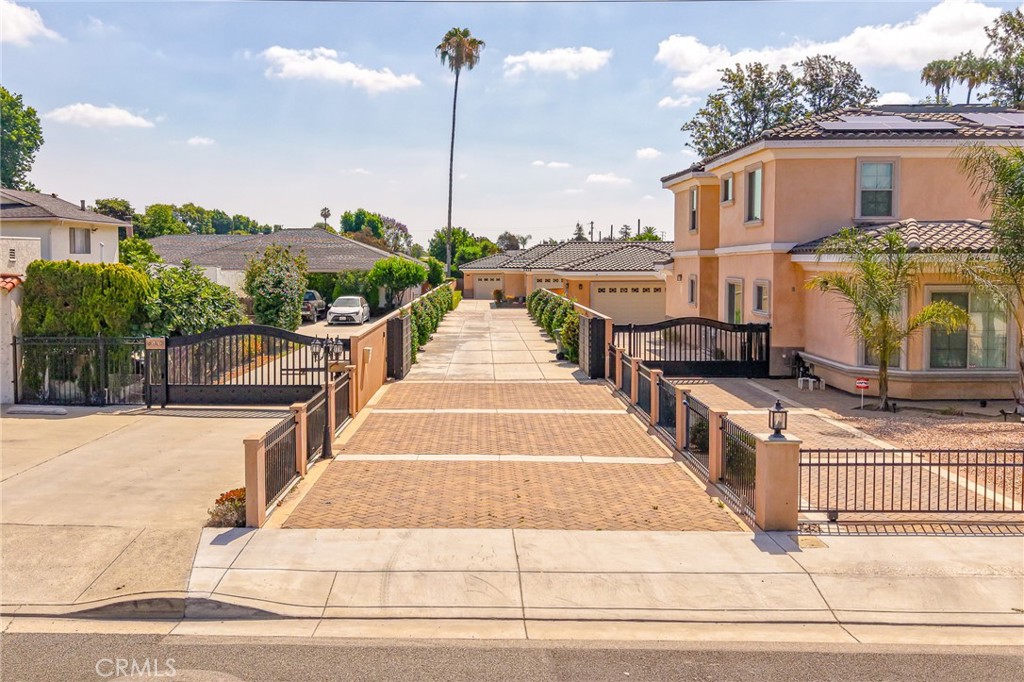 5428 Temple City Boulevard Property Photo 2