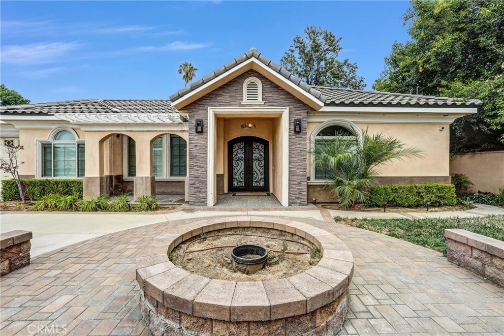 5428 Temple City Boulevard Property Photo 3