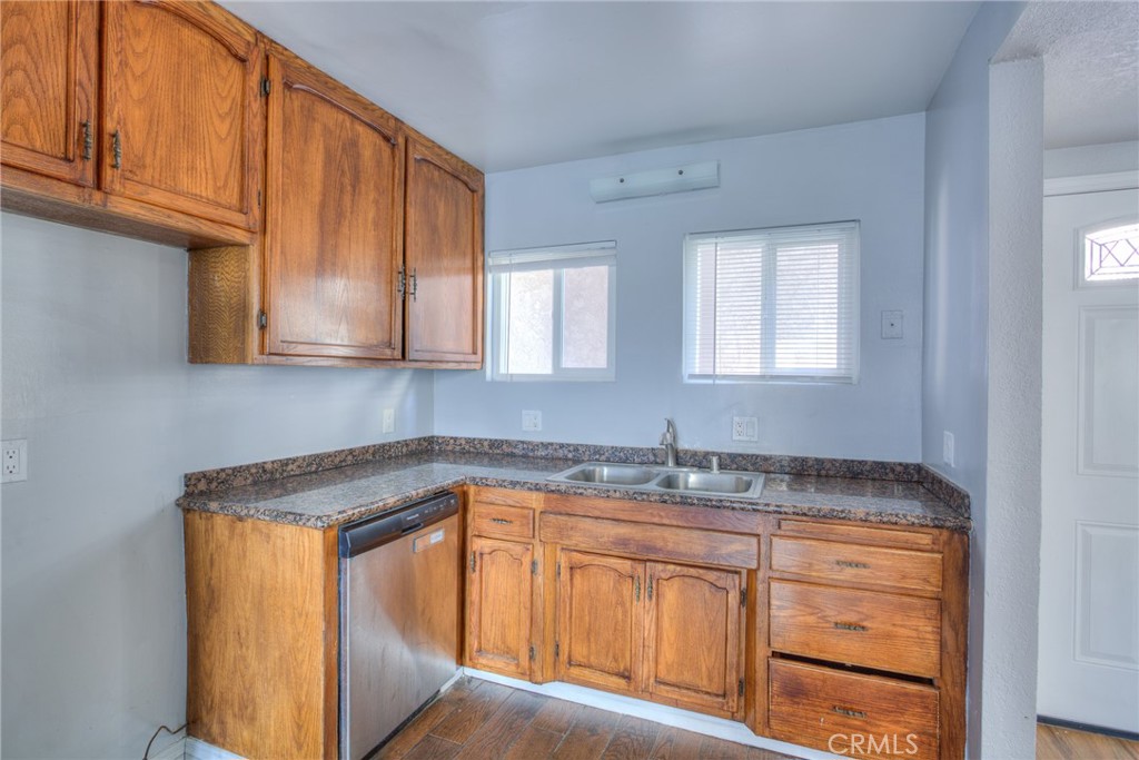 3045 Charlotte Property Photo 9