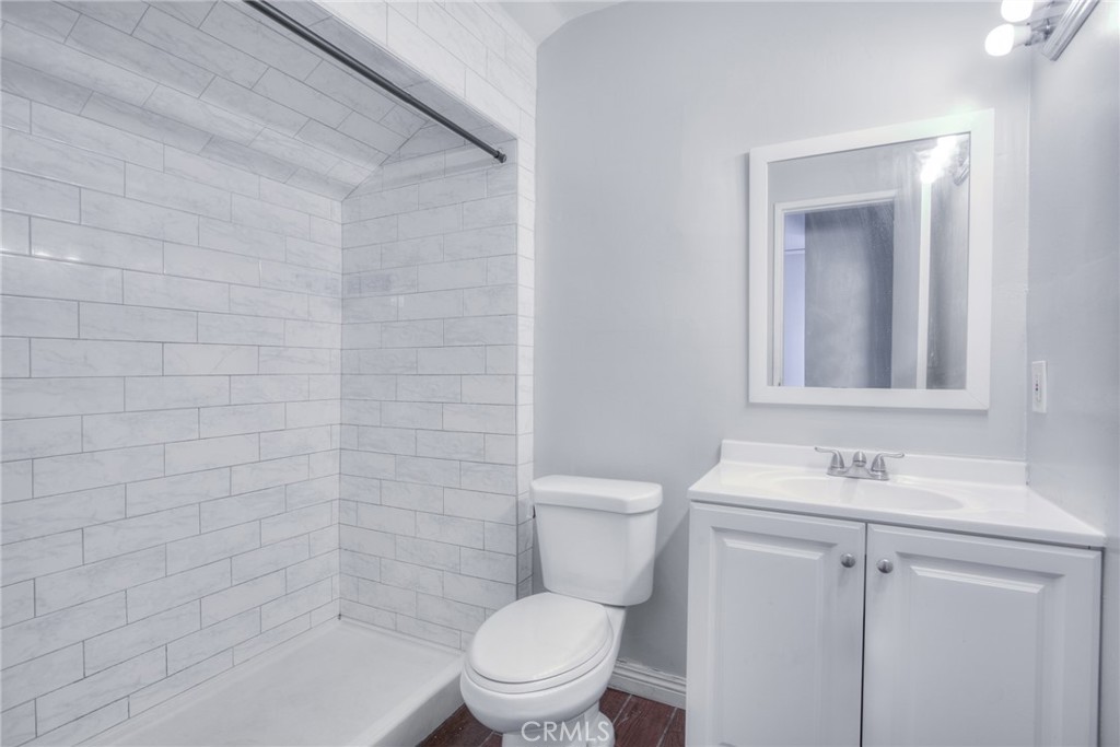 3045 Charlotte Property Photo 18