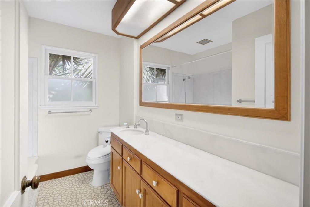 908 N Cordova Property Photo 47