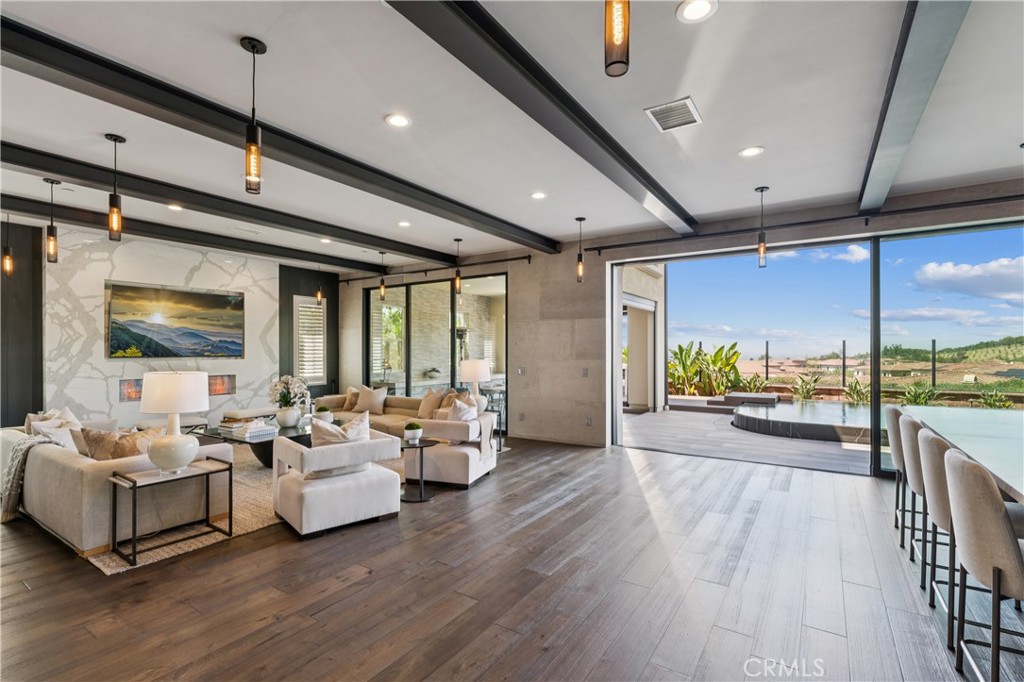 127 Lanzon Property Photo 10