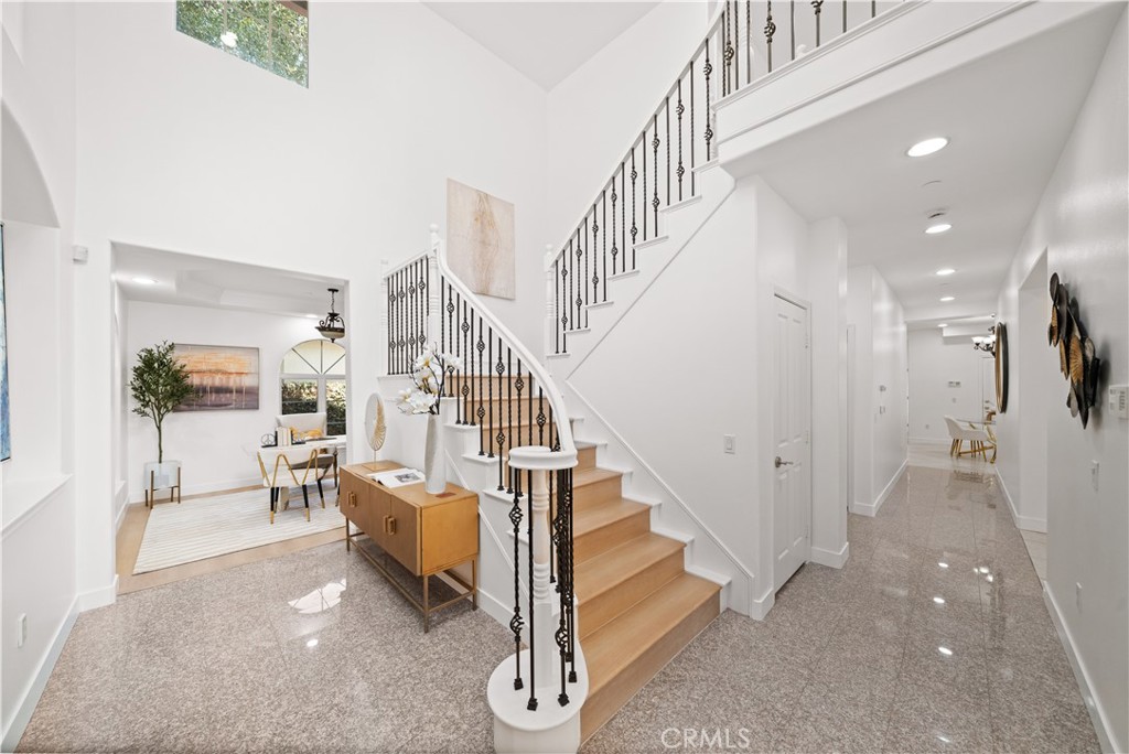 824 Ocean View Avenue Property Photo 4