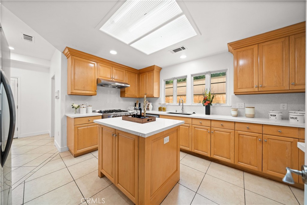 824 Ocean View Avenue Property Photo 15