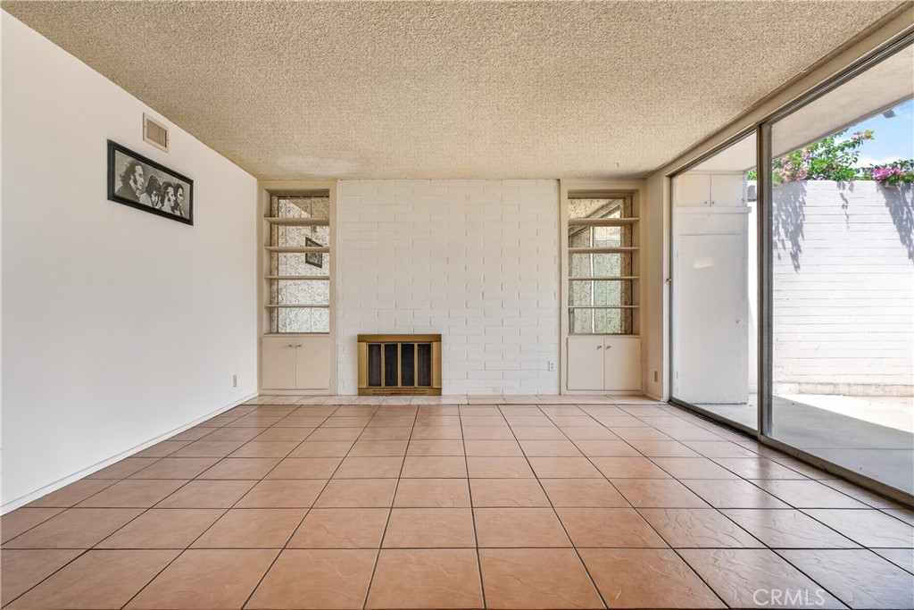 777 E Valley 136 Property Photo 4