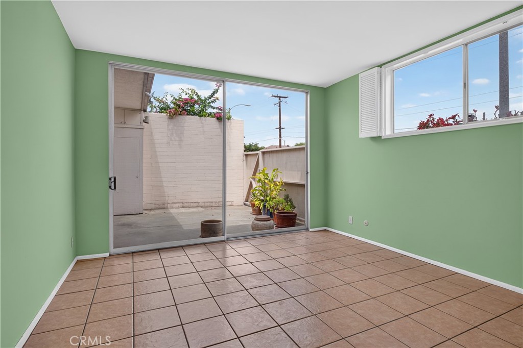 777 E Valley 136 Property Photo 12