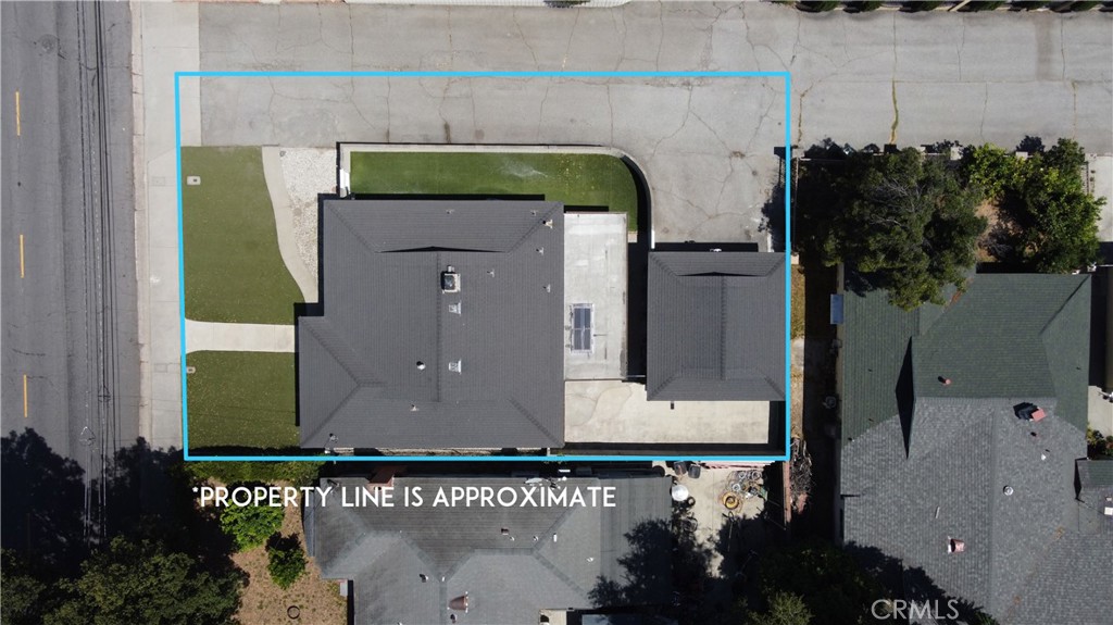 6152 Oak Property Photo 24