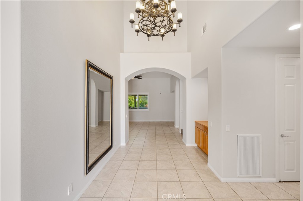 39559 Olite Court Property Photo 6