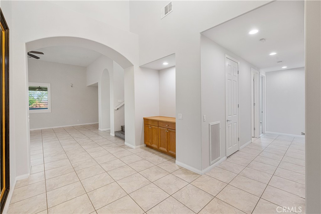 39559 Olite Court Property Photo 8