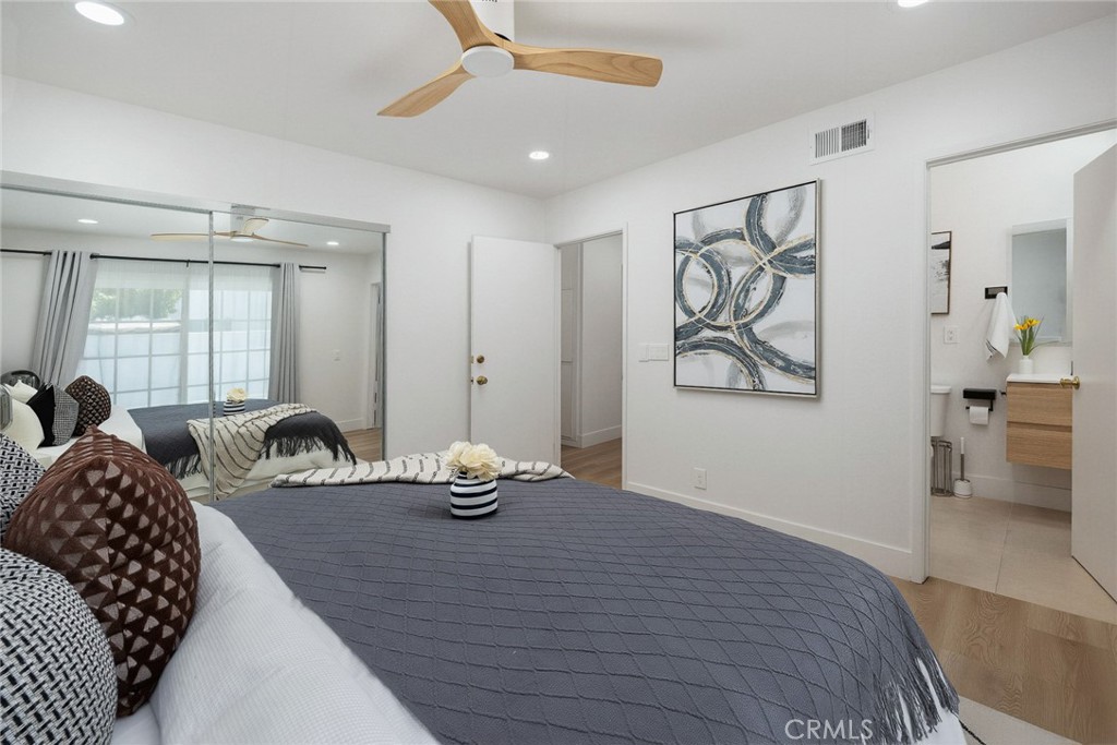 10557 Olive Street Property Photo 18