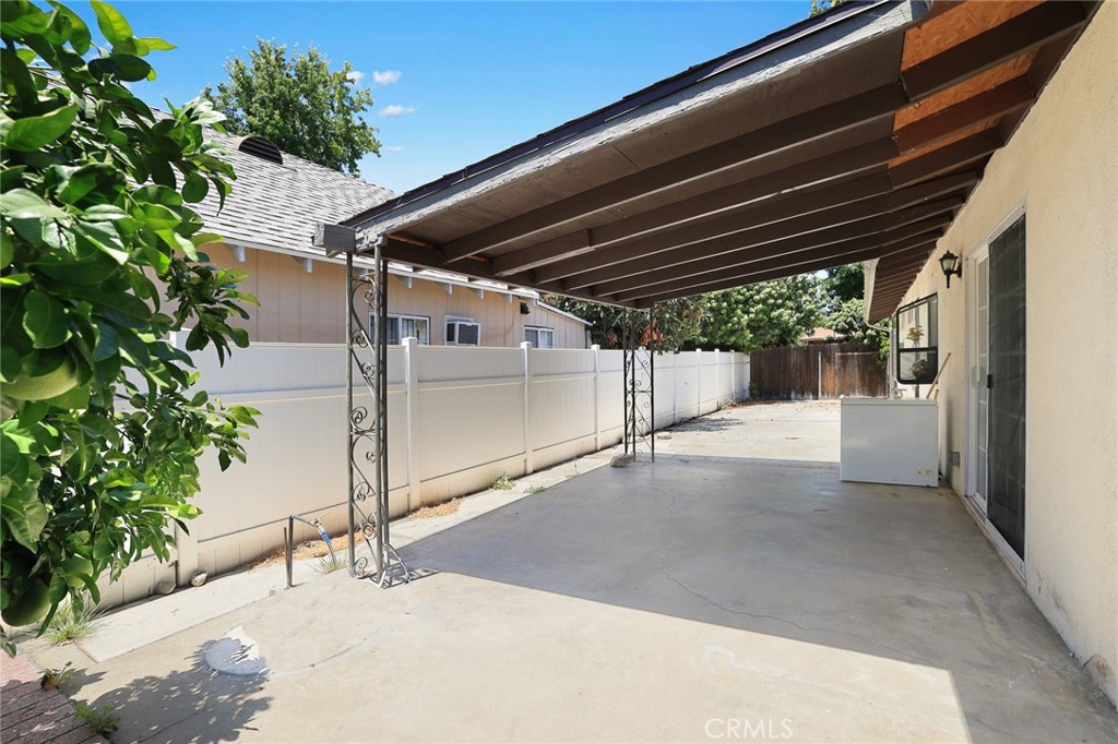 10557 Olive Street Property Photo 29