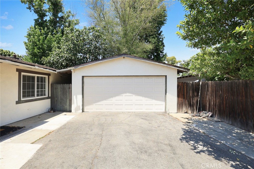 10557 Olive Street Property Photo 33