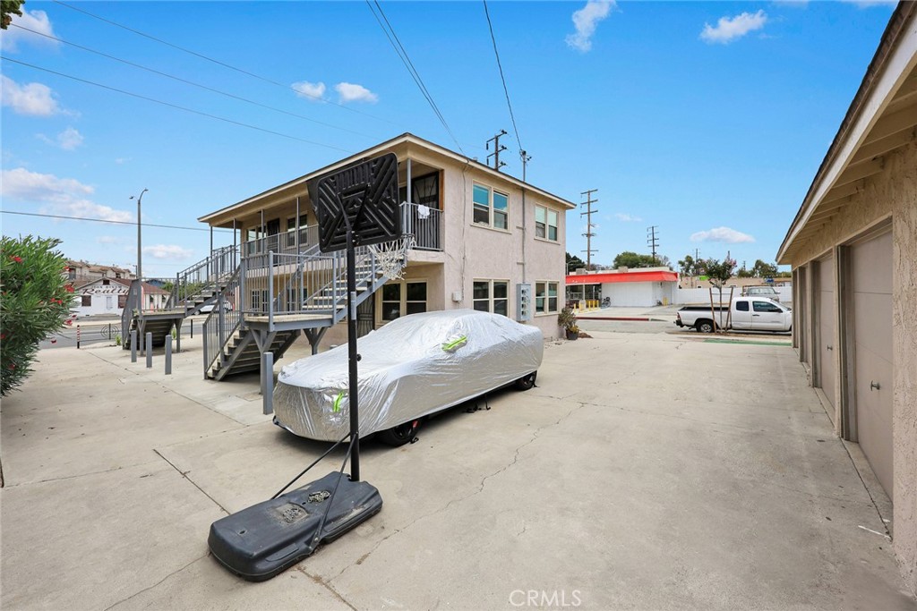 11944 Rosecrans Avenue Property Photo 15