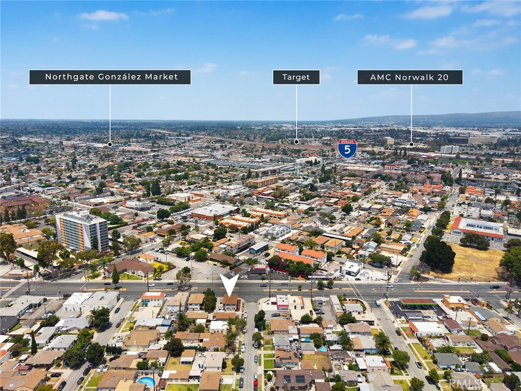 11944 Rosecrans Avenue Property Photo 32
