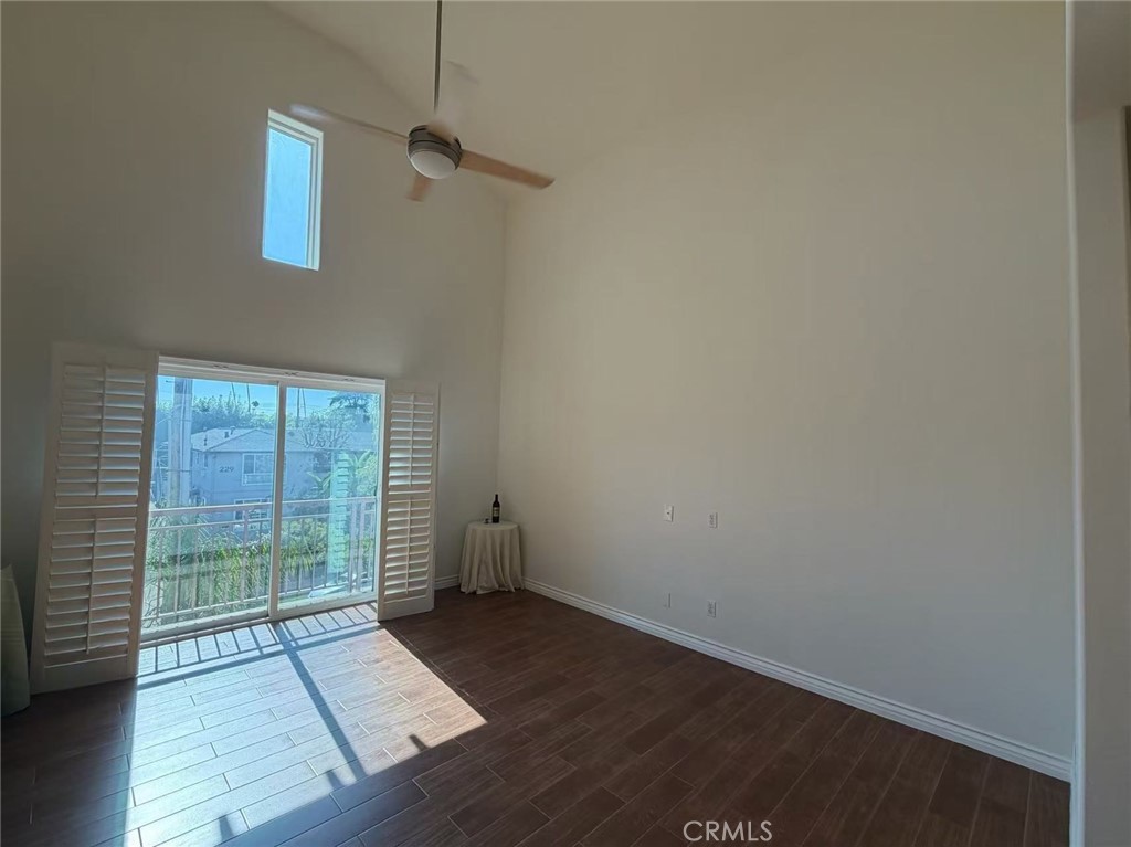228 S Olive Avenue A302 Property Photo 11