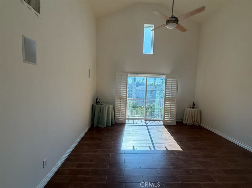 228 S Olive Avenue A302 Property Photo 12