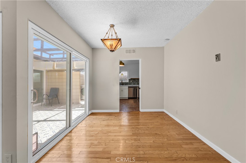 999 E Valley 56 Property Photo 8
