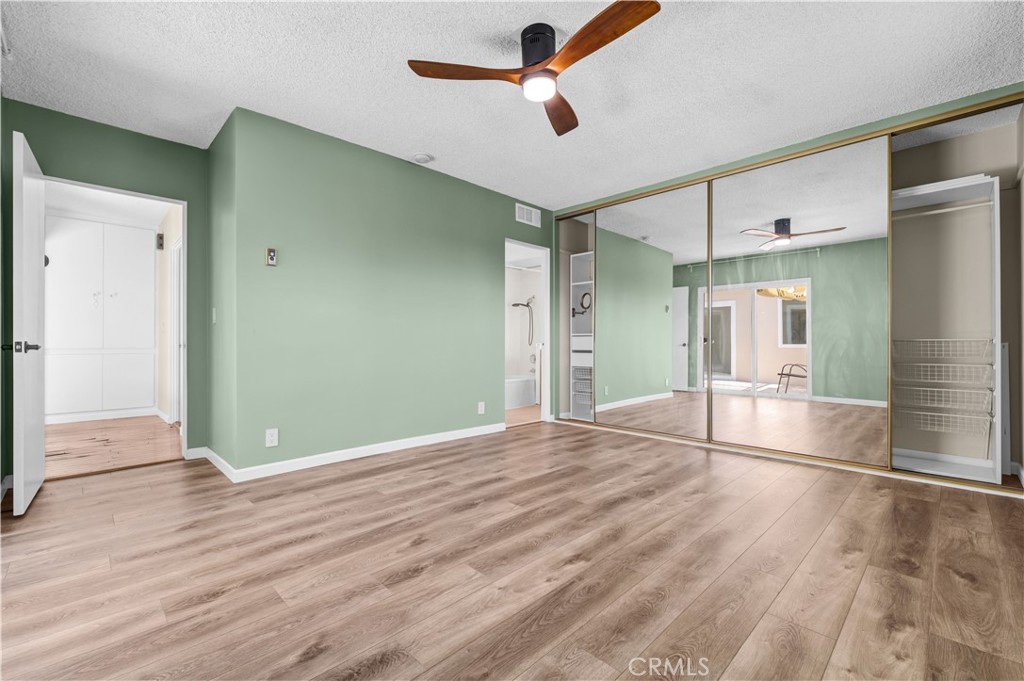 999 E Valley 56 Property Photo 14