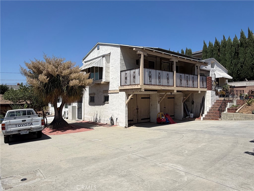 8169 Blewett Property Photo 1