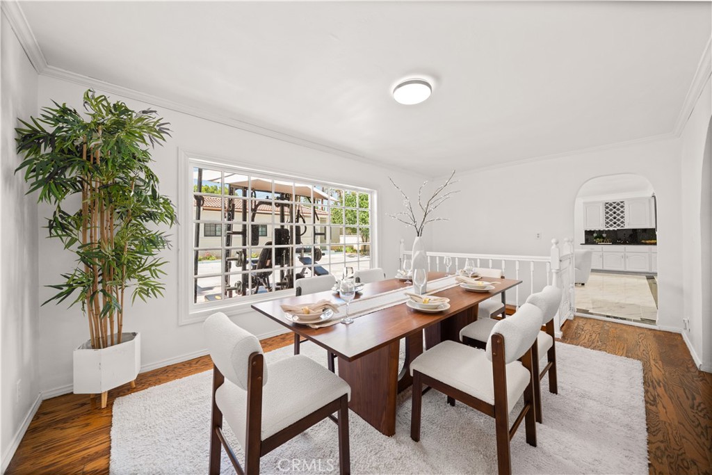 2915 Woodlawn Avenue Property Photo 11