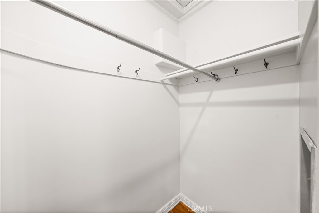2915 Woodlawn Avenue Property Photo 31
