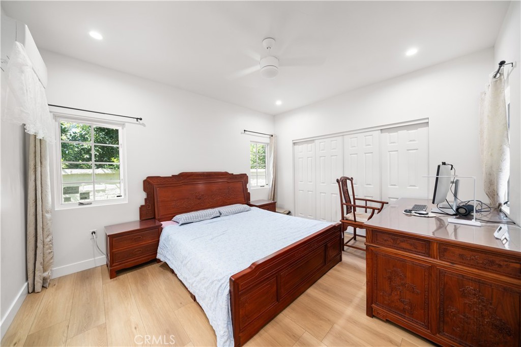 2915 Woodlawn Avenue Property Photo 48