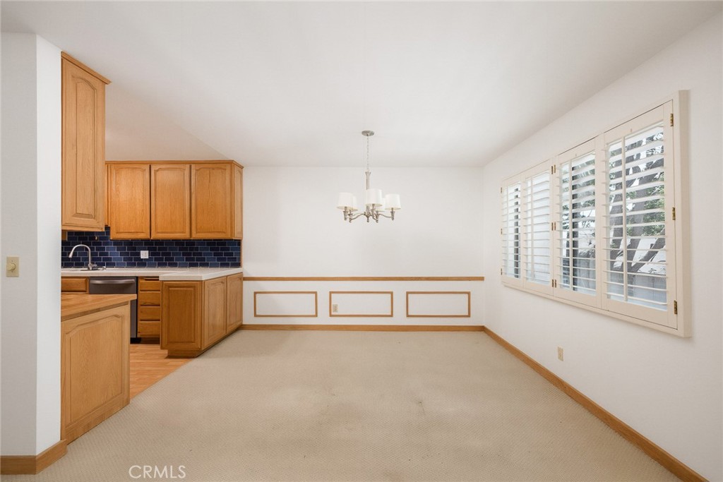 420 S Madison 213 Property Photo 17