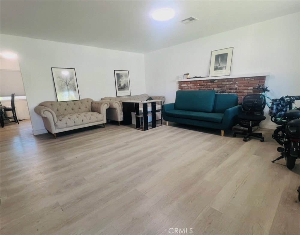 556 W Campus View Property Photo 3