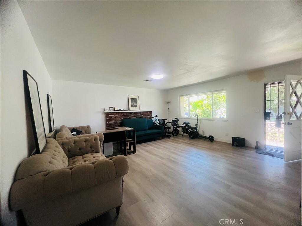 556 W Campus View Property Photo 4