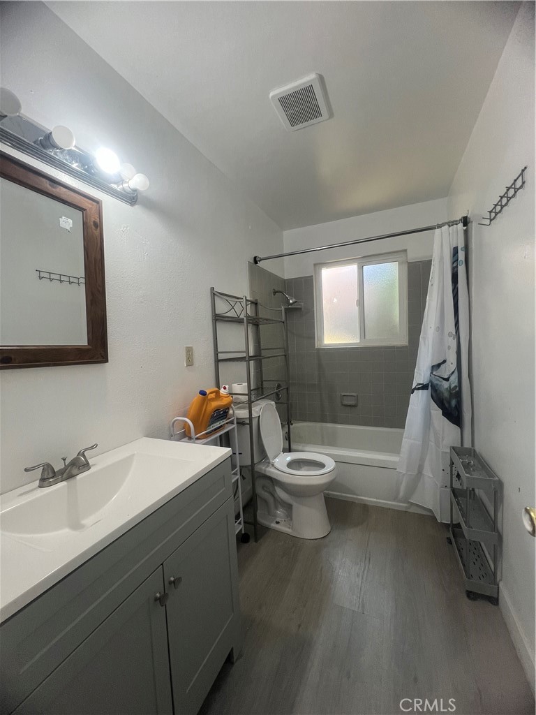 556 W Campus View Property Photo 12