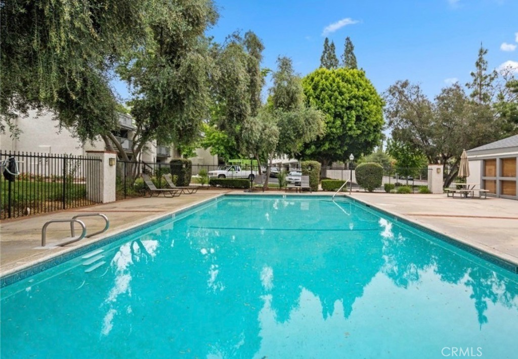 1627 Brea Boulevard Property Photo 2