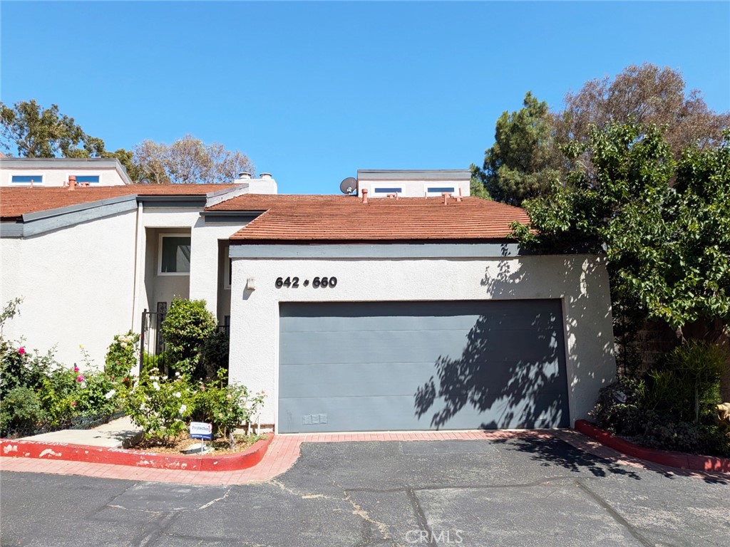 660 E Workman Street Property Photo 1