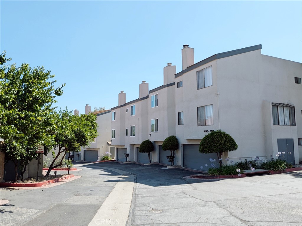 660 E Workman Street Property Photo 39