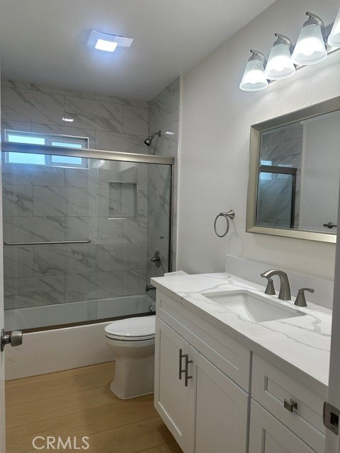641 W Gleason Property Photo 4