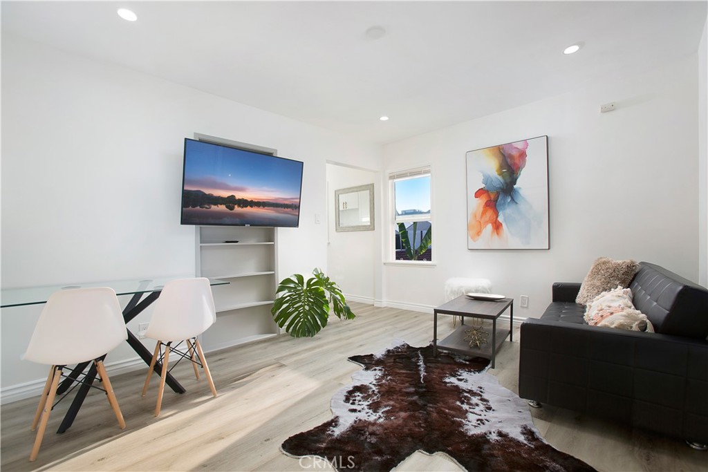 308 310 Pasadena Property Photo 6