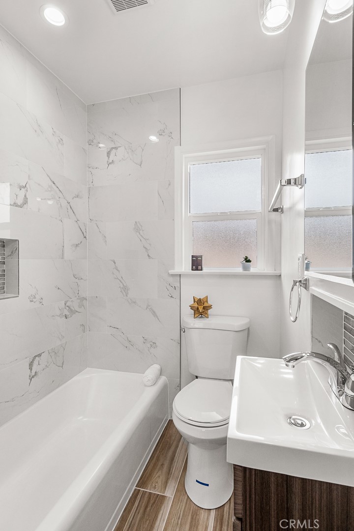 308 310 Pasadena Property Photo 8