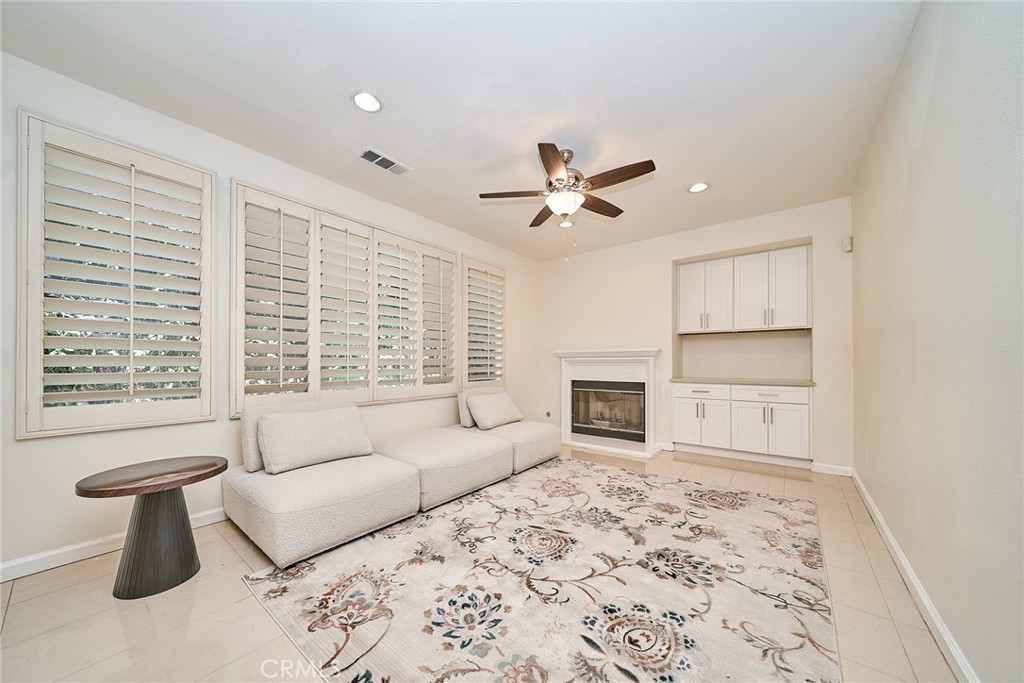 3249 E Drycreek Property Photo 6