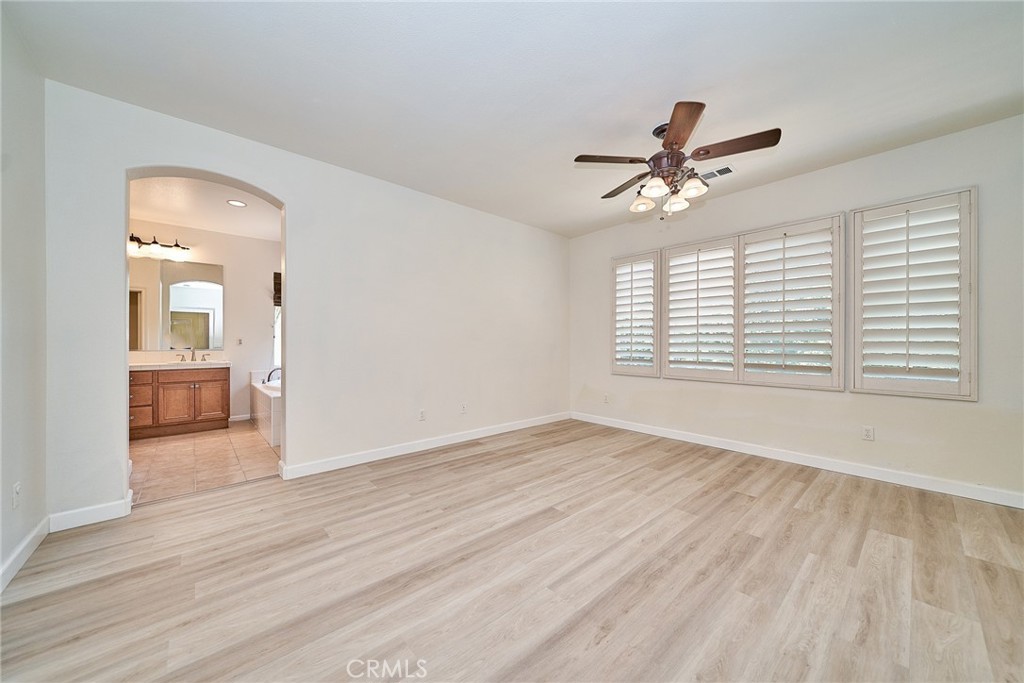 3249 E Drycreek Property Photo 10