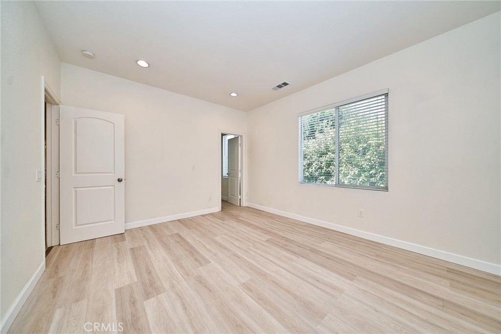 3249 E Drycreek Property Photo 14