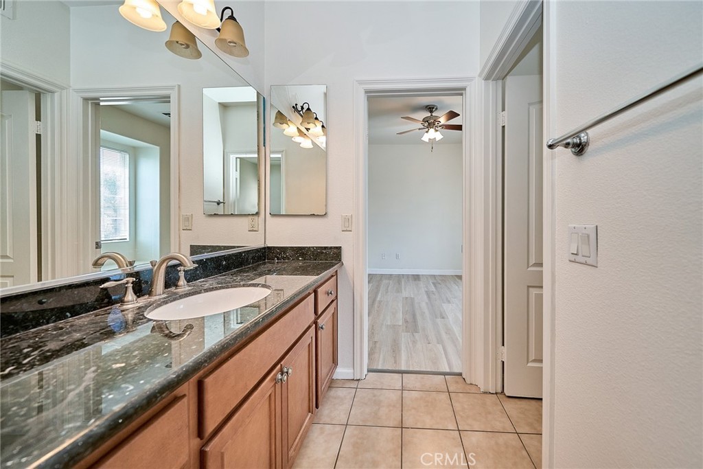 3249 E Drycreek Property Photo 17