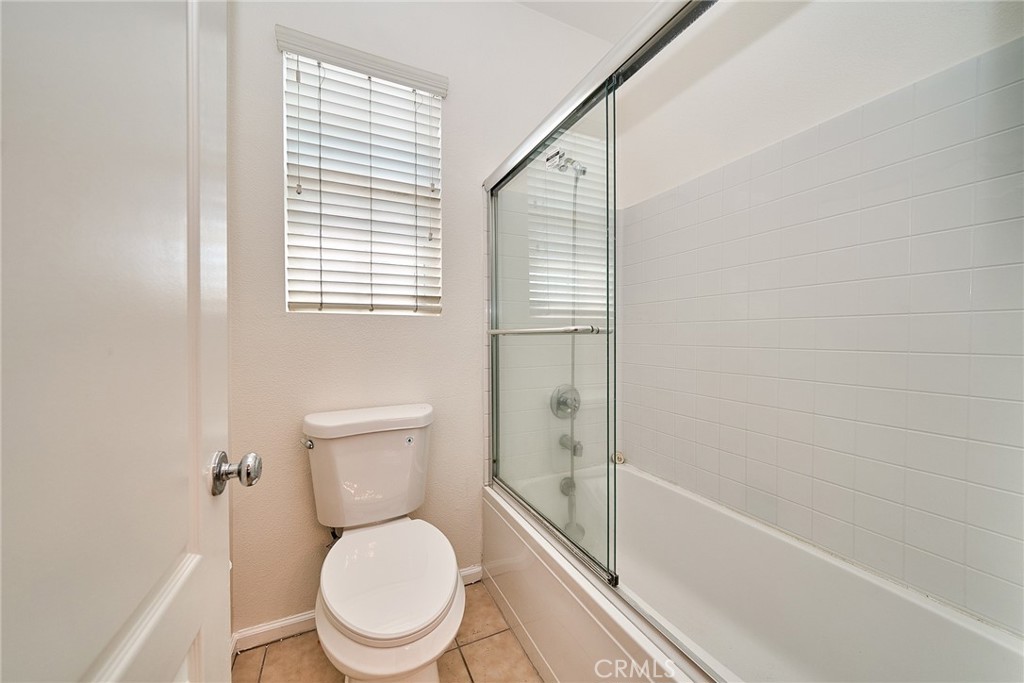 3249 E Drycreek Property Photo 18
