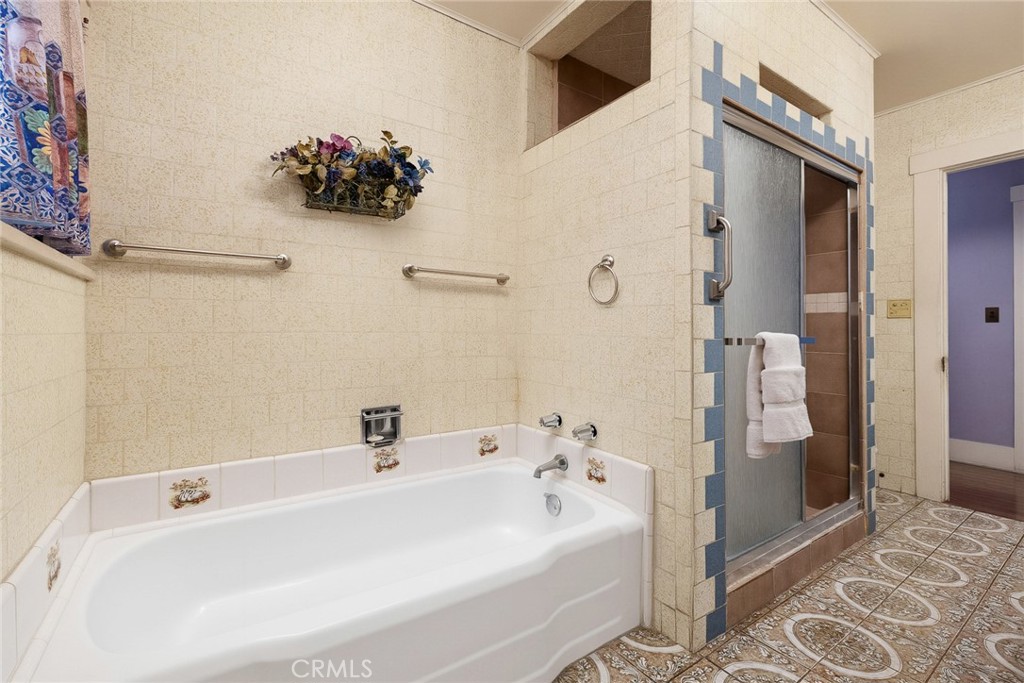 109 S Cordova Street Property Photo 29