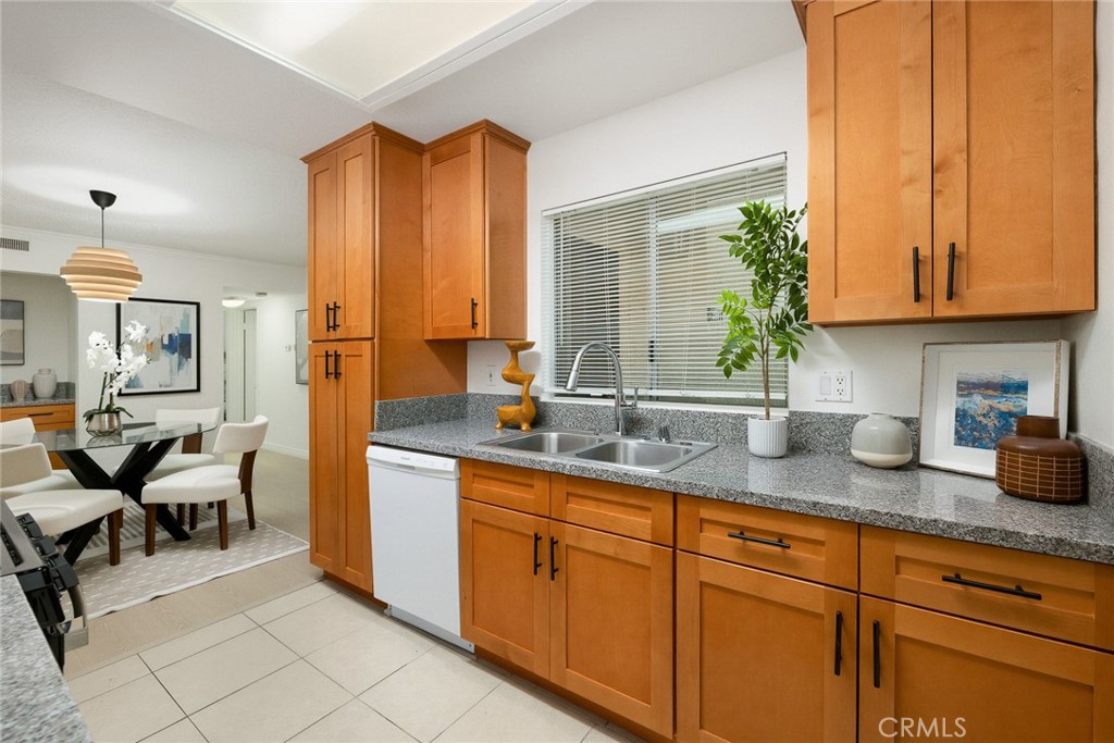 2360 S Diamond Bar J Property Photo 8