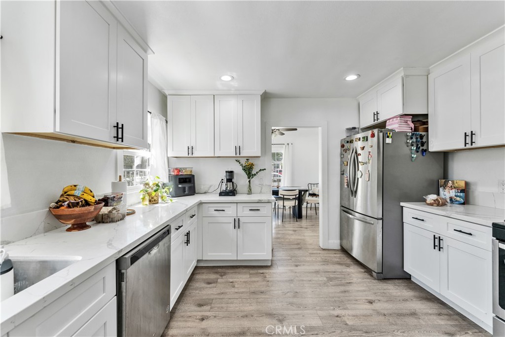 656 E I Property Photo 11