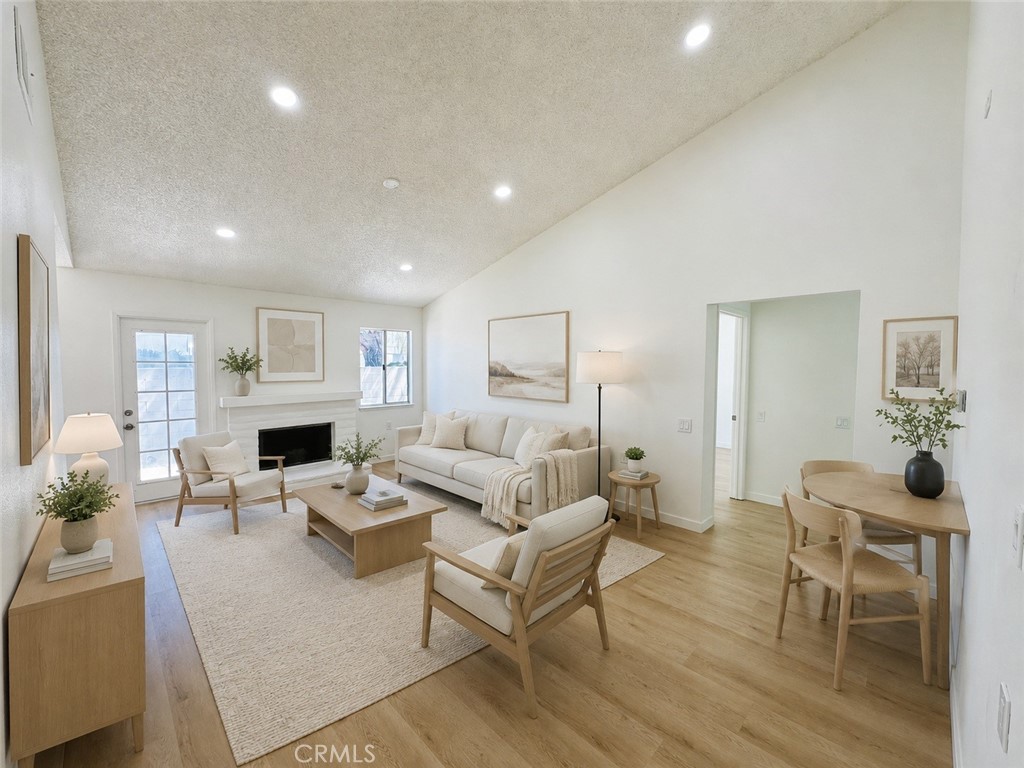 2498 Daybreak Property Photo 2