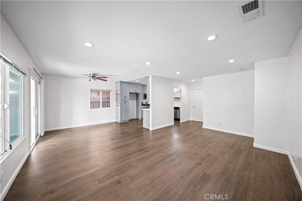 3527 Terrace Drive Property Photo 5